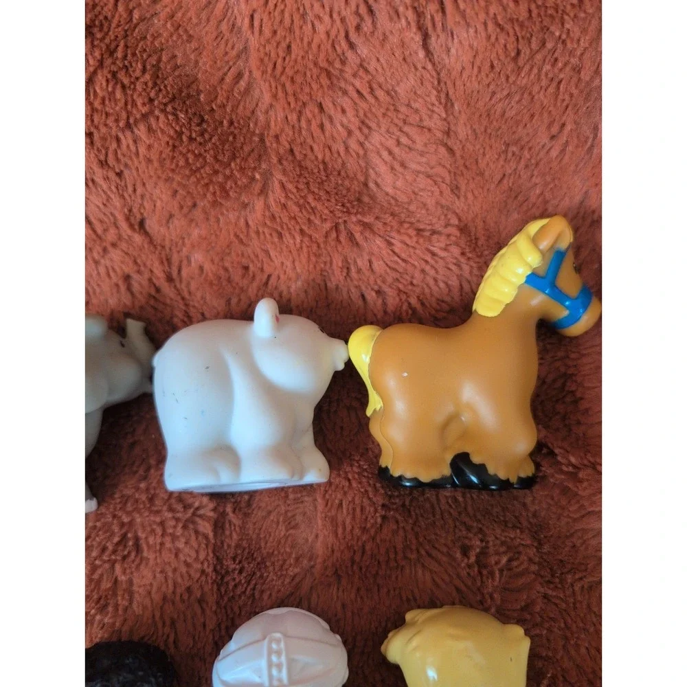 Fisher-Price Little People Figures and Animals Lot of 8 Fire, Farm, Mrs Claus+